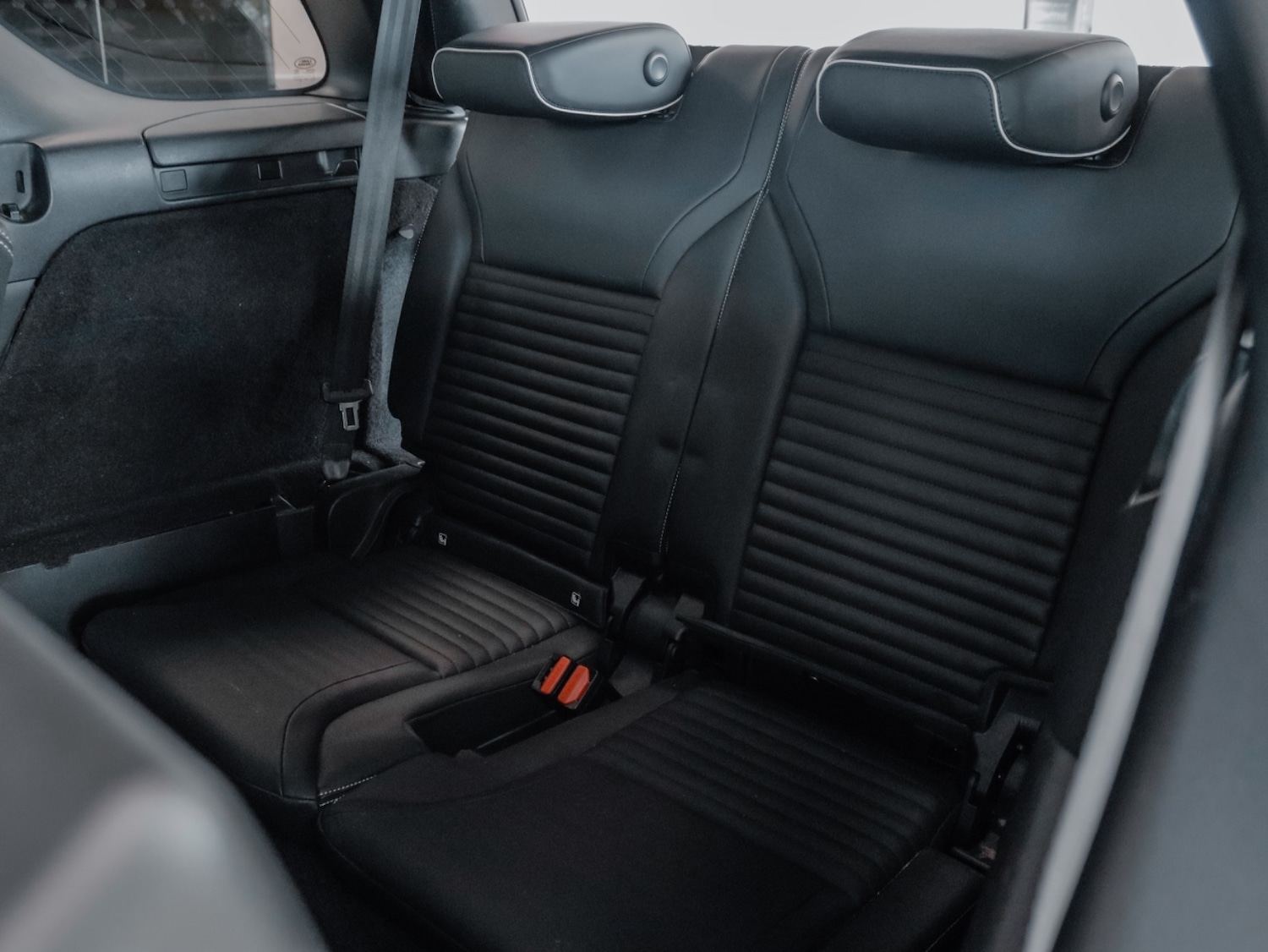 Used Land Rover Discovery 2021 for sale - 76452307: Photo 16