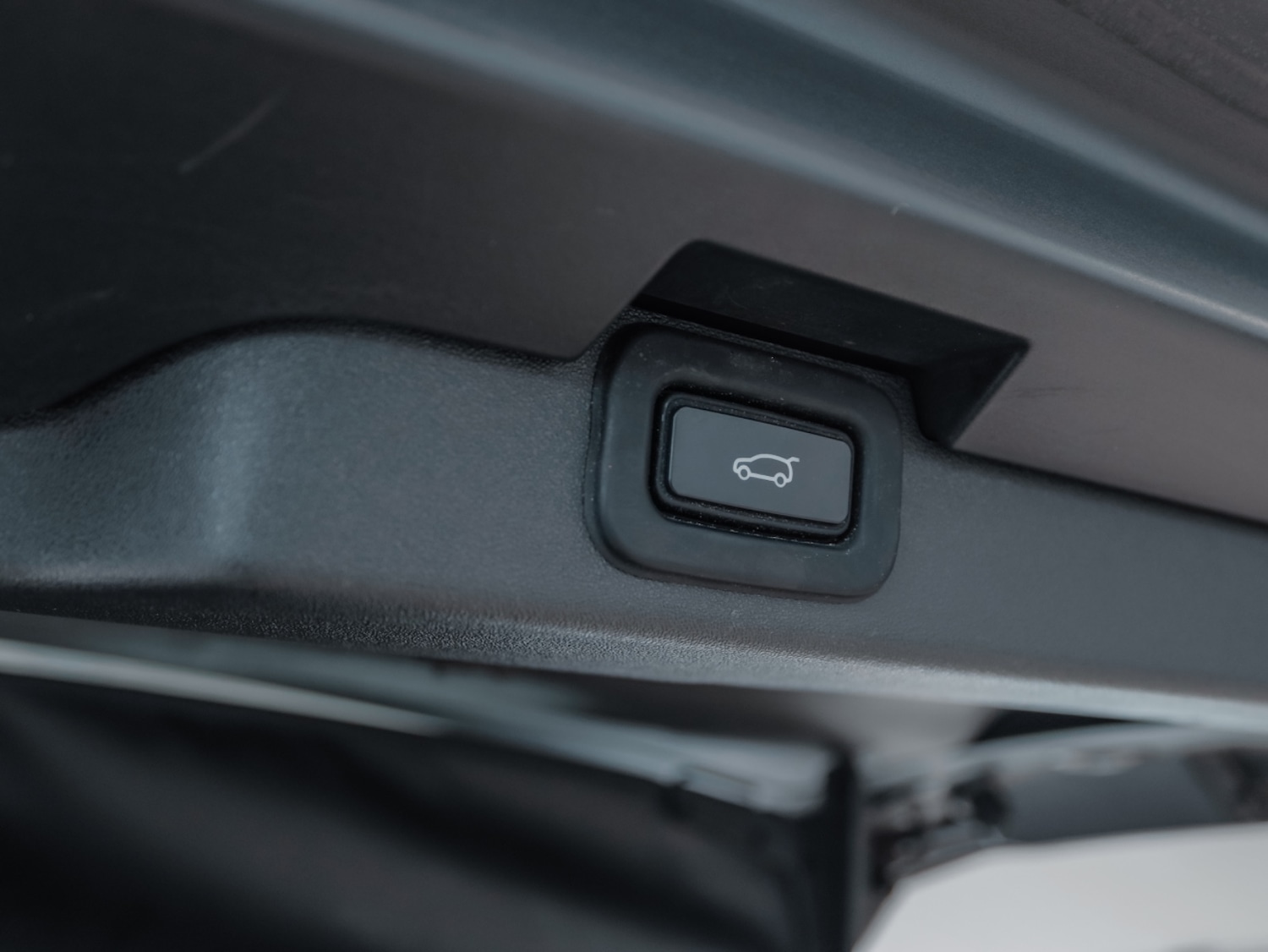 Used Land Rover Discovery 2021 for sale - 76452307: Photo 24