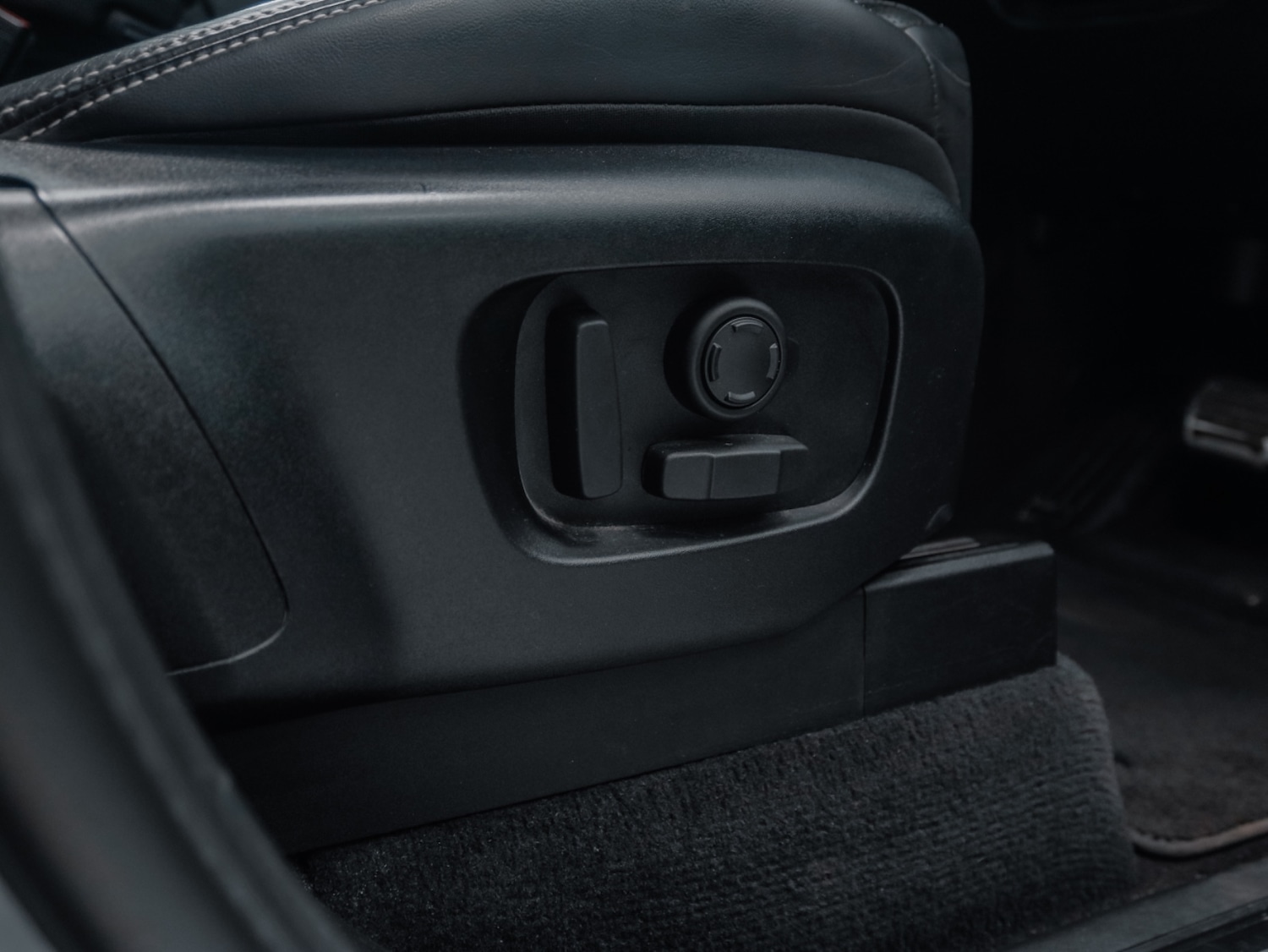 Used Land Rover Discovery 2021 for sale - 76452307: Photo 60