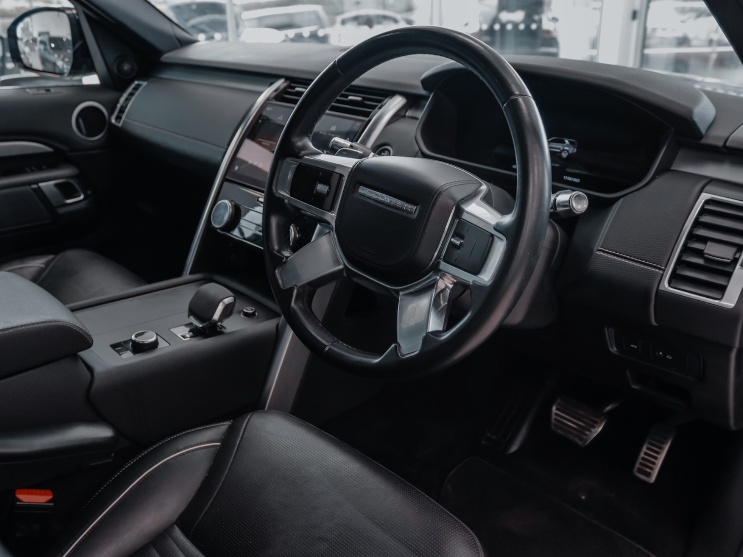 Used Land Rover Discovery 2021 for sale - 76452307: Photo 9