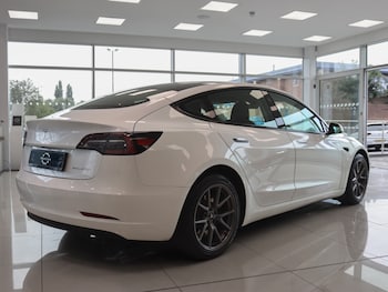 Used Tesla Model 3 2022 for sale - 75467925: Photo