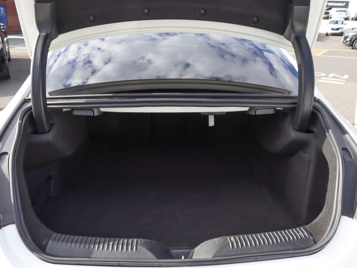 Used Mercedes-Benz CLS 2019 for sale - 76190999: Photo 13