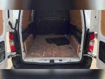 Used Citroen Berlingo 2022 for sale - 75440001: Photo