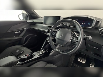Used Peugeot 2008 2023 for sale - 75440250: Photo