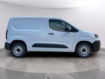 Used Citroen Berlingo 2023 for sale - 75440214: Photo