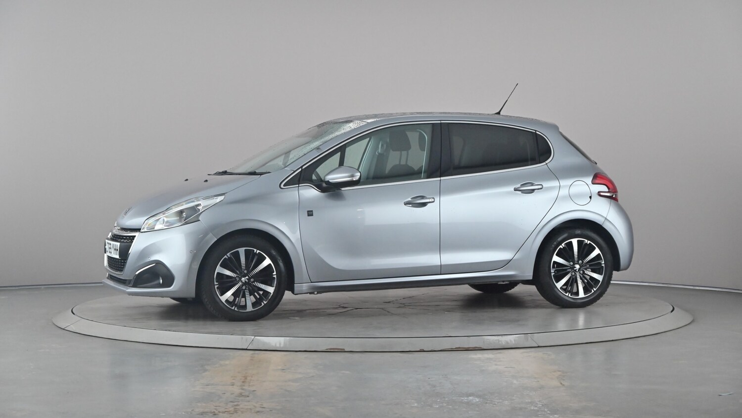 Vehicle 33