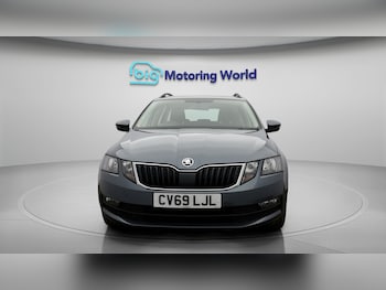 Used Skoda Octavia 2019 for sale - 77526799: Photo
