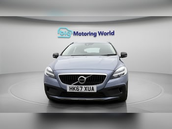 Used Volvo V40 2018 for sale - 78780036: Photo