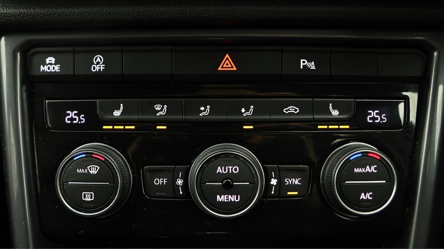 Used Volkswagen T-Roc 2020 for sale - 76432148: Photo 13