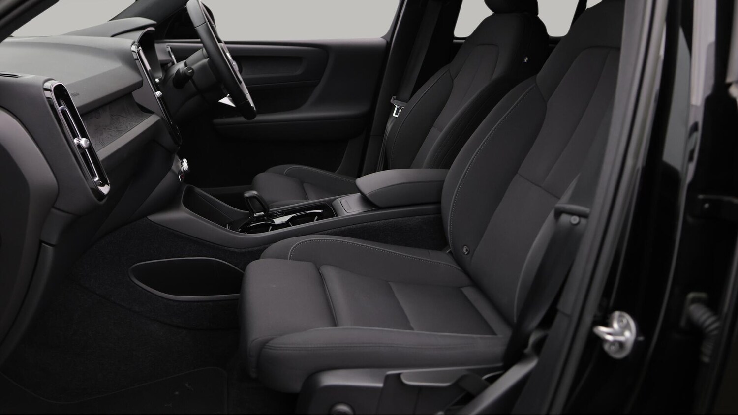 Used Volvo XC40 2022 for sale - 76473724: Photo 15