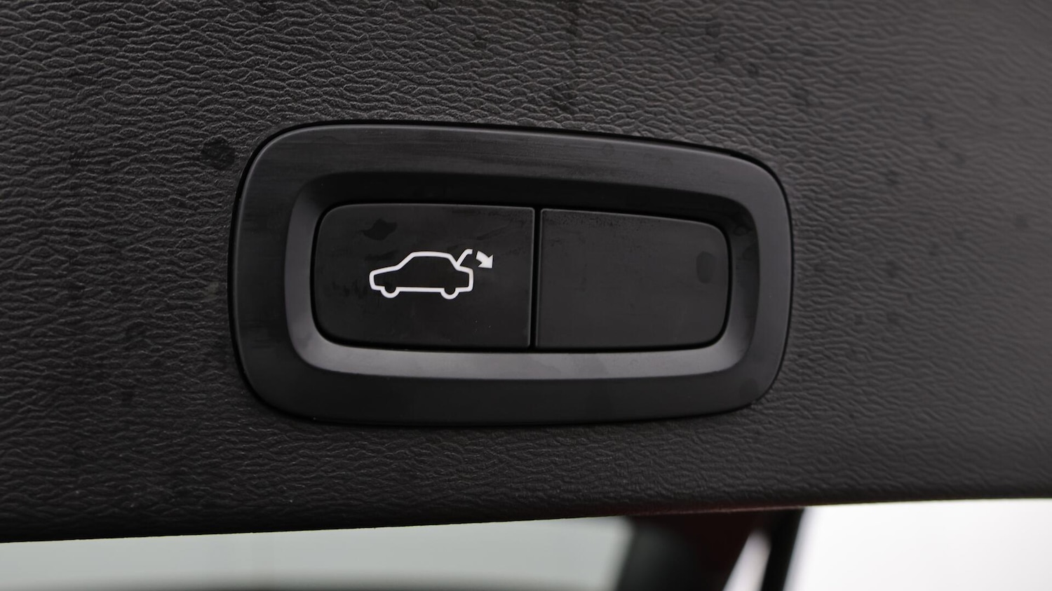 Used Volvo XC40 2022 for sale - 76473724: Photo 23