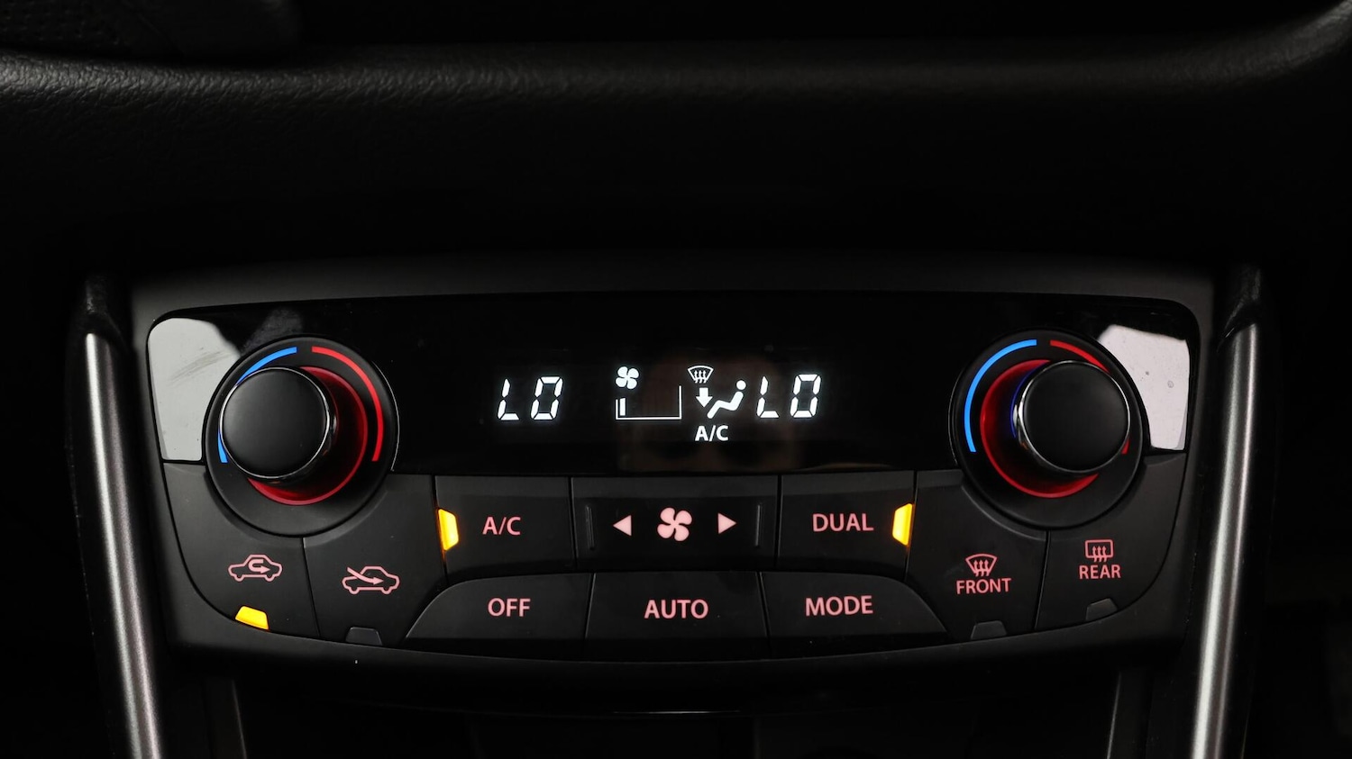 Used Suzuki SX4 S-Cross 2023 for sale - 76370683: Photo 13