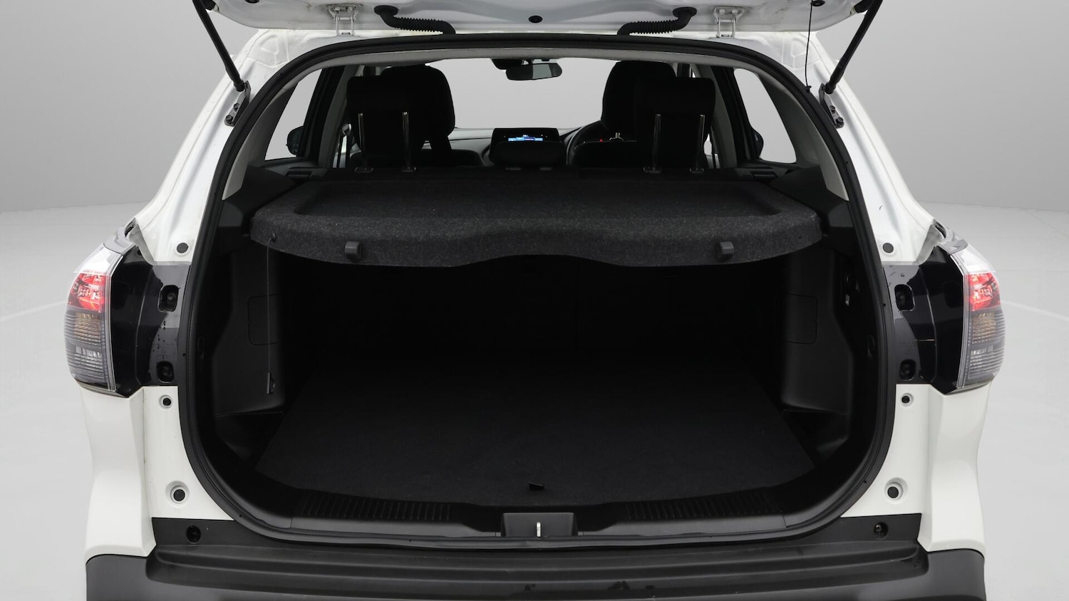 Used Suzuki SX4 S-Cross 2023 for sale - 76370683: Photo 18