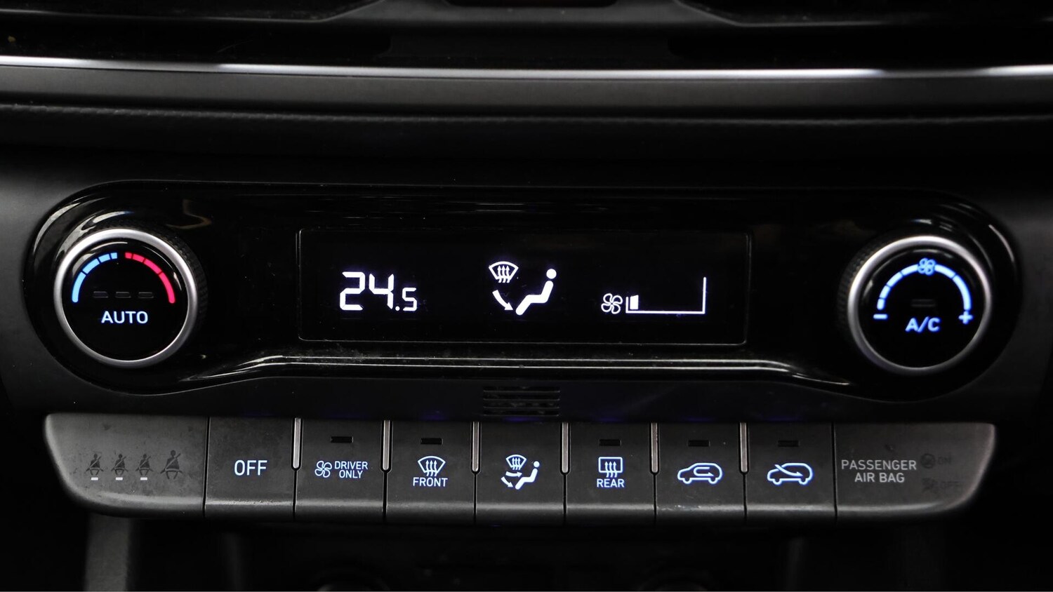 Used Hyundai KONA 2022 for sale - 76432361: Photo 13