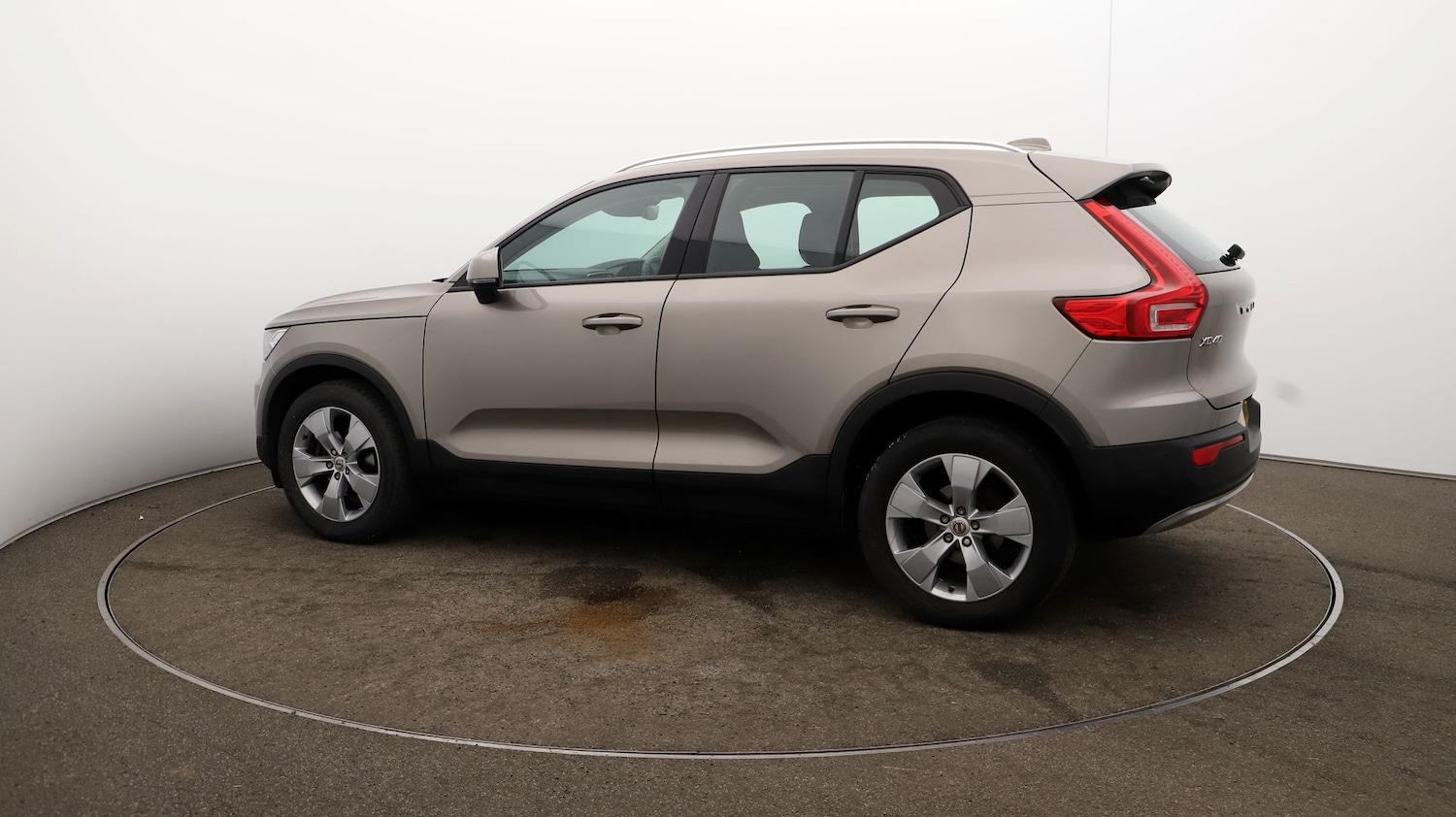 Used Volvo XC40 2021 for sale - 76810506: Photo 40