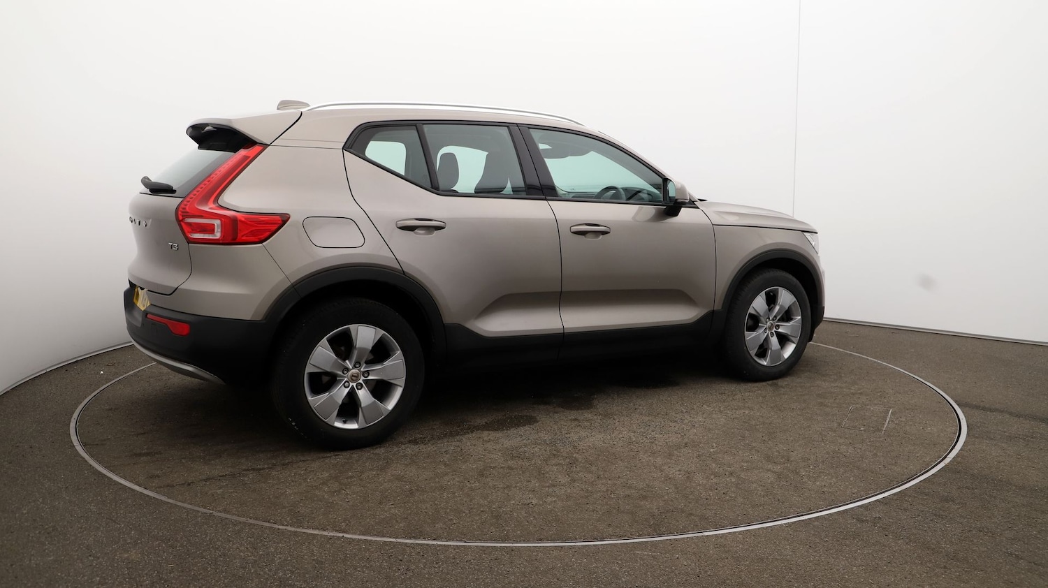 Used Volvo XC40 2021 for sale - 76810506: Photo 45
