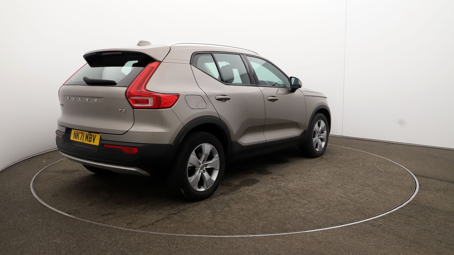 Used Volvo XC40 2021 for sale - 76810506: Photo 47