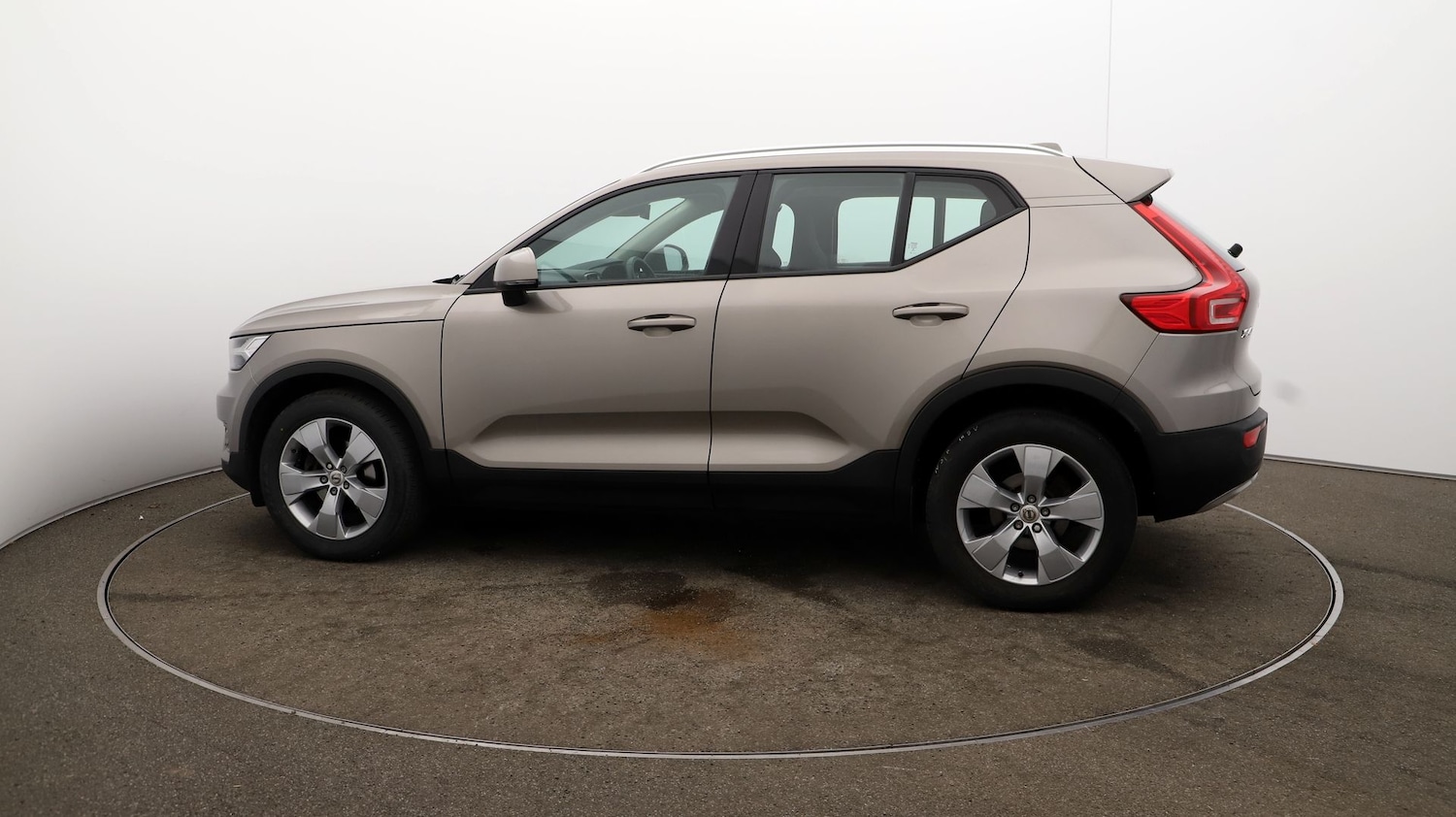 Used Volvo XC40 2021 for sale - 76810506: Photo 51