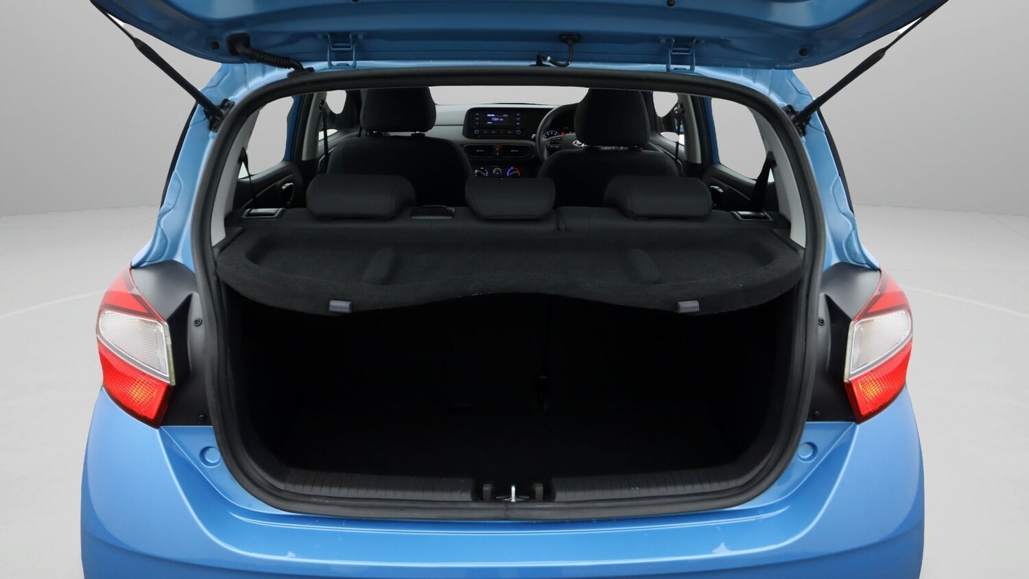 Used Hyundai i10 2023 for sale - 77813005: Photo 17