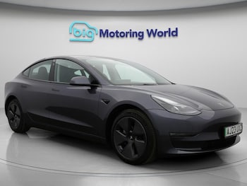 Tesla - Model 3