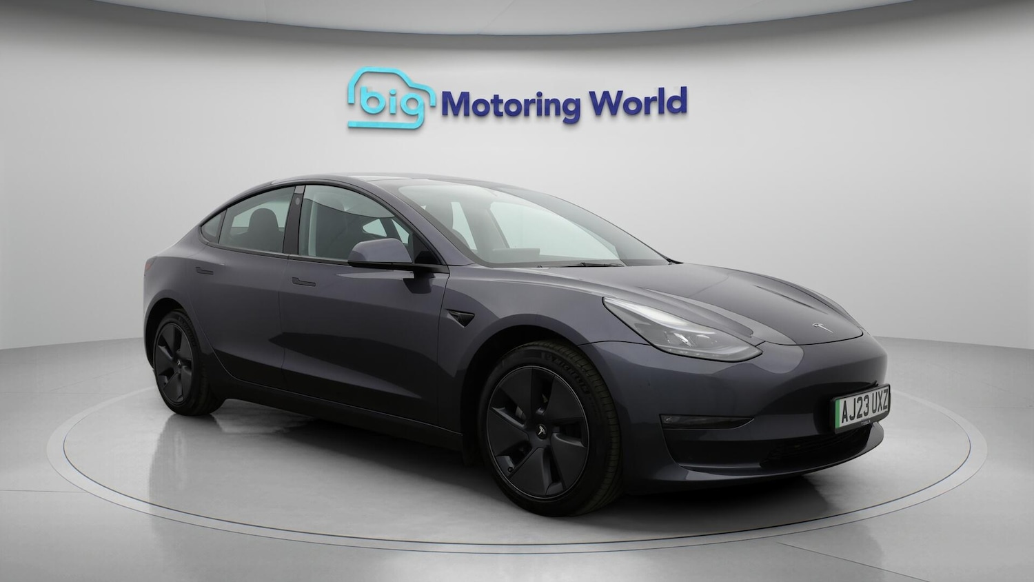 Used Tesla Model 3 2023 for sale - 76122851: Photo 2