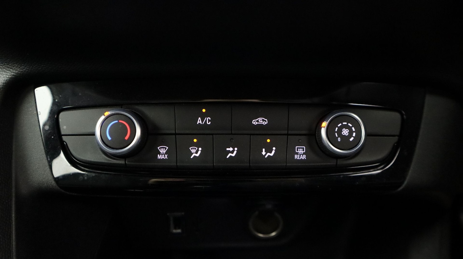 Used Vauxhall Corsa 2023 for sale - 77536320: Photo 12