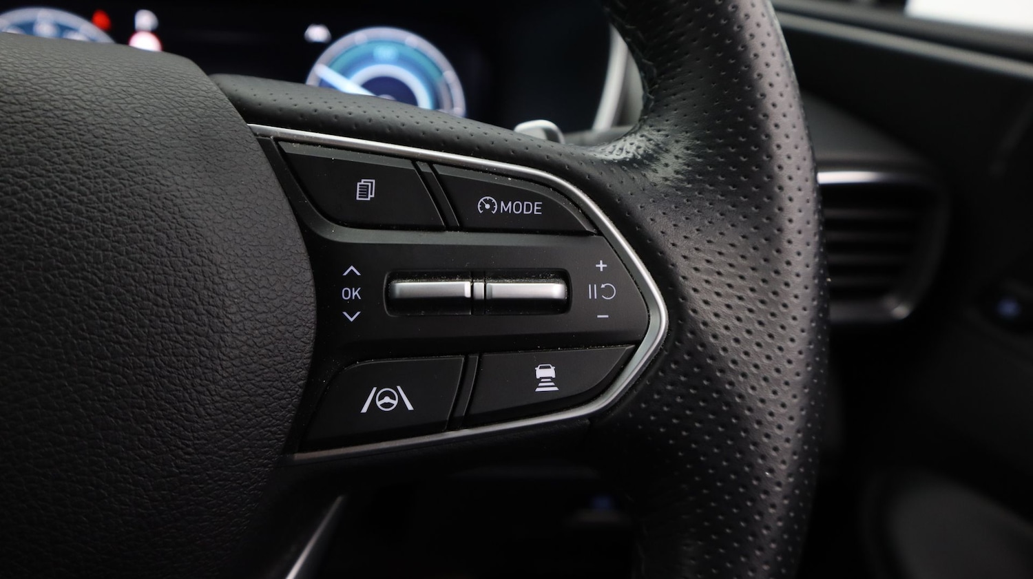 Used Hyundai Santa Fe 2021 for sale - 77609765: Photo 29