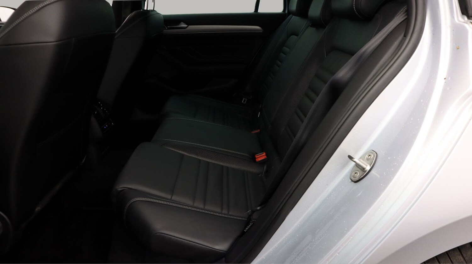 Used Volkswagen Passat 2023 for sale - 77516399: Photo 16