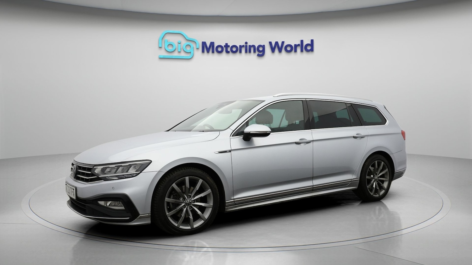 Used Volkswagen Passat 2023 for sale - 77516399: Photo 3