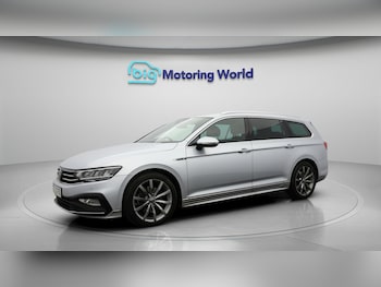 Used Volkswagen Passat 2023 for sale - 77516399: Photo