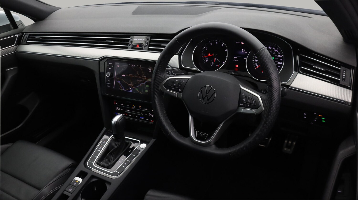 Used Volkswagen Passat 2023 for sale - 77516399: Photo 9