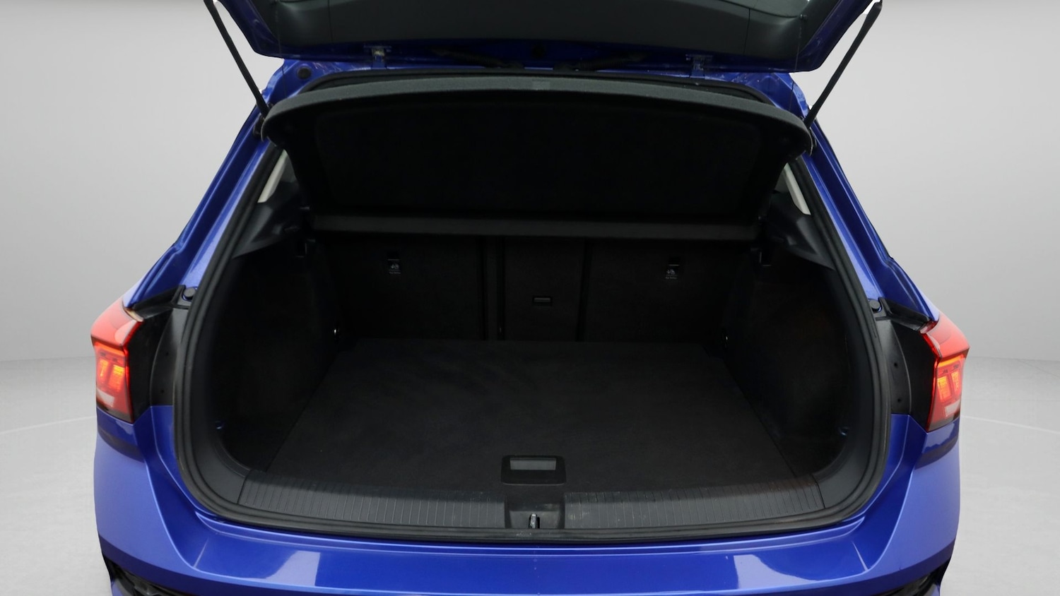 Used Volkswagen T-Roc 2019 for sale - 77803612: Photo 17