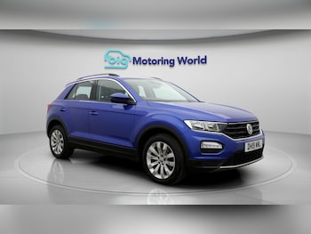 Used Volkswagen T-Roc 2019 for sale - 77803612: Photo