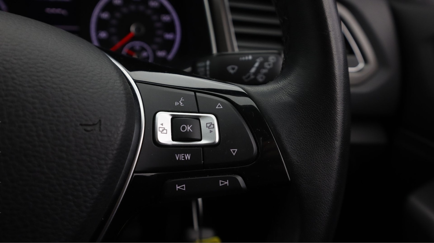 Used Volkswagen T-Roc 2019 for sale - 77803612: Photo 22