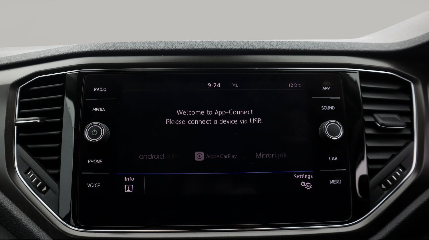 Used Volkswagen T-Roc 2019 for sale - 77803612: Photo 23