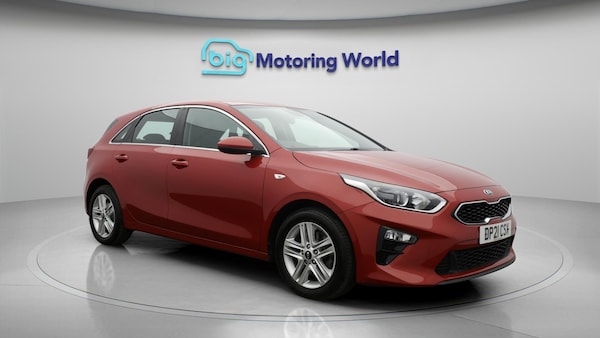 Used Kia Ceed 2021 for sale - 76269696: Photo 2