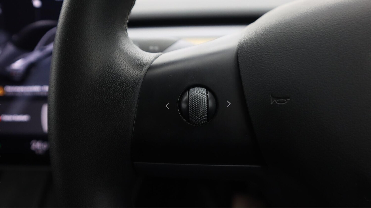 Used Tesla Model 3 for sale - 76728653: Photo 24