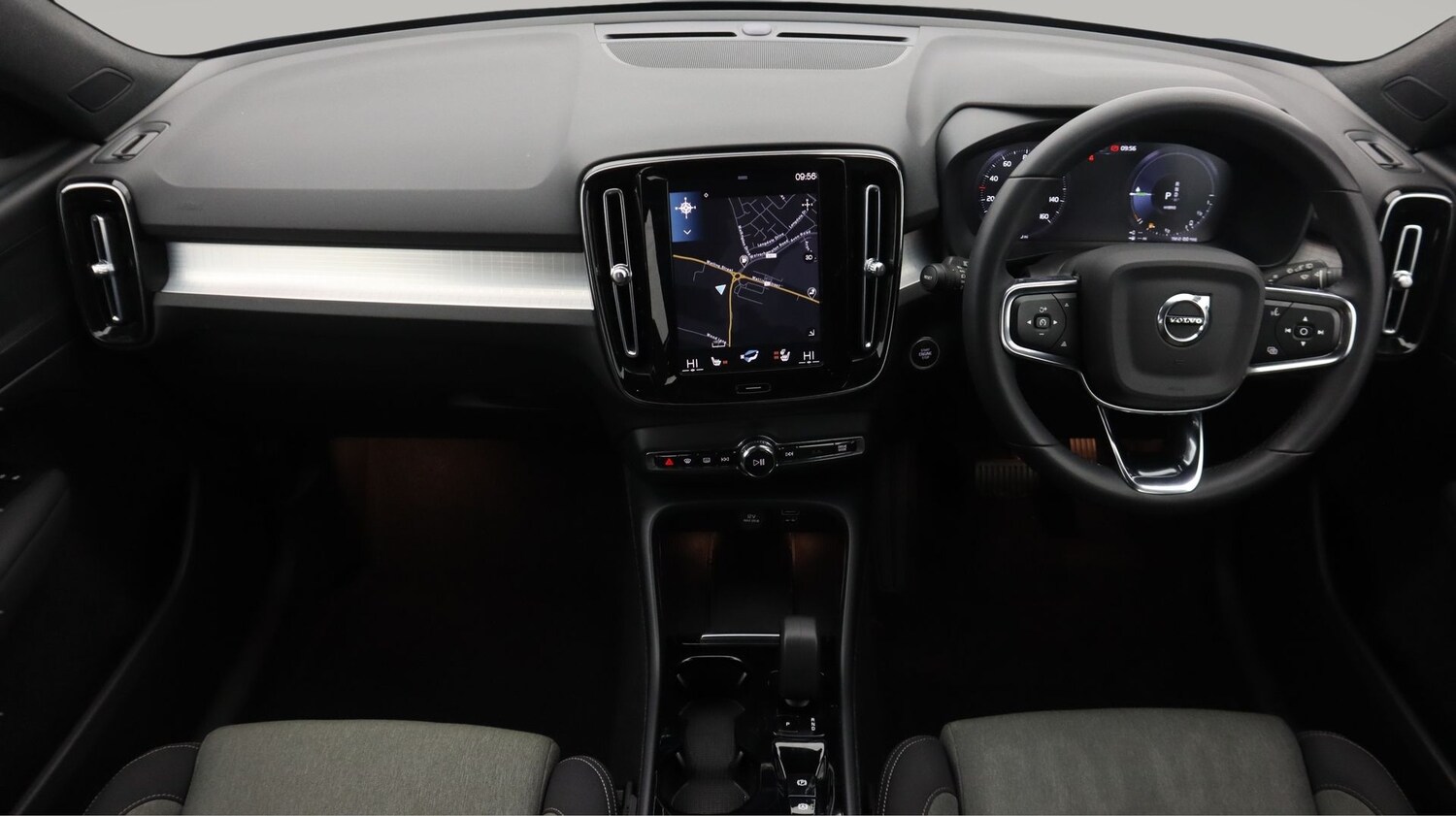 Used Volvo XC40 2023 for sale - 77592629: Photo 13