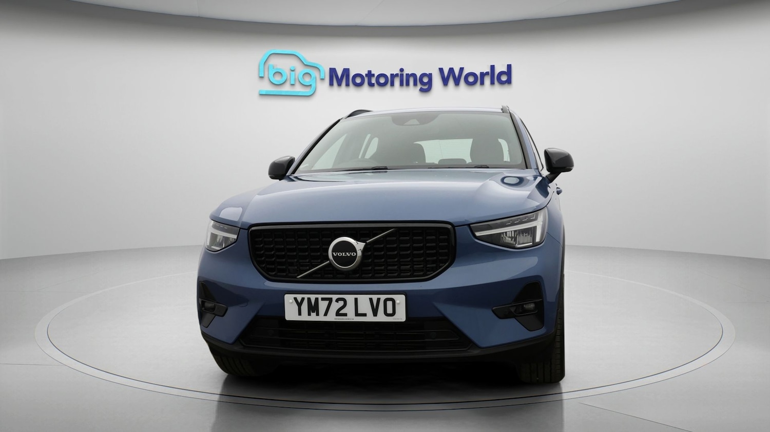 Used Volvo XC40 2023 for sale - 77592629: Photo 2