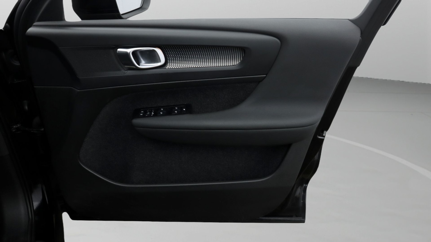 Used Volvo XC40 2021 for sale - 77501289: Photo 15