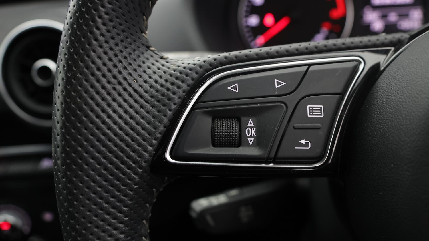 Used Audi Q2 2020 for sale - 76122291: Photo 25