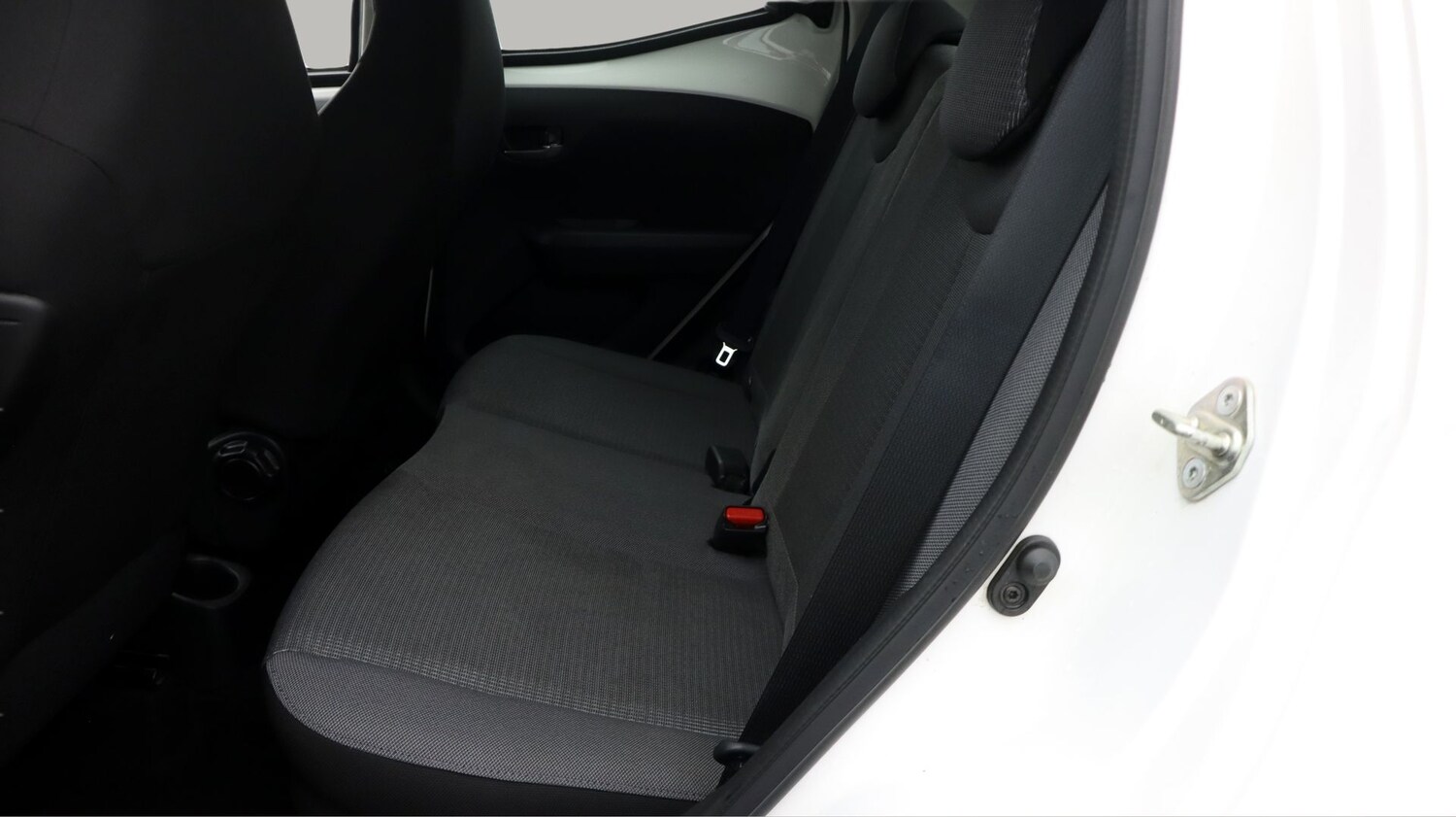 Used Toyota AYGO 2021 for sale - 77310412: Photo 16
