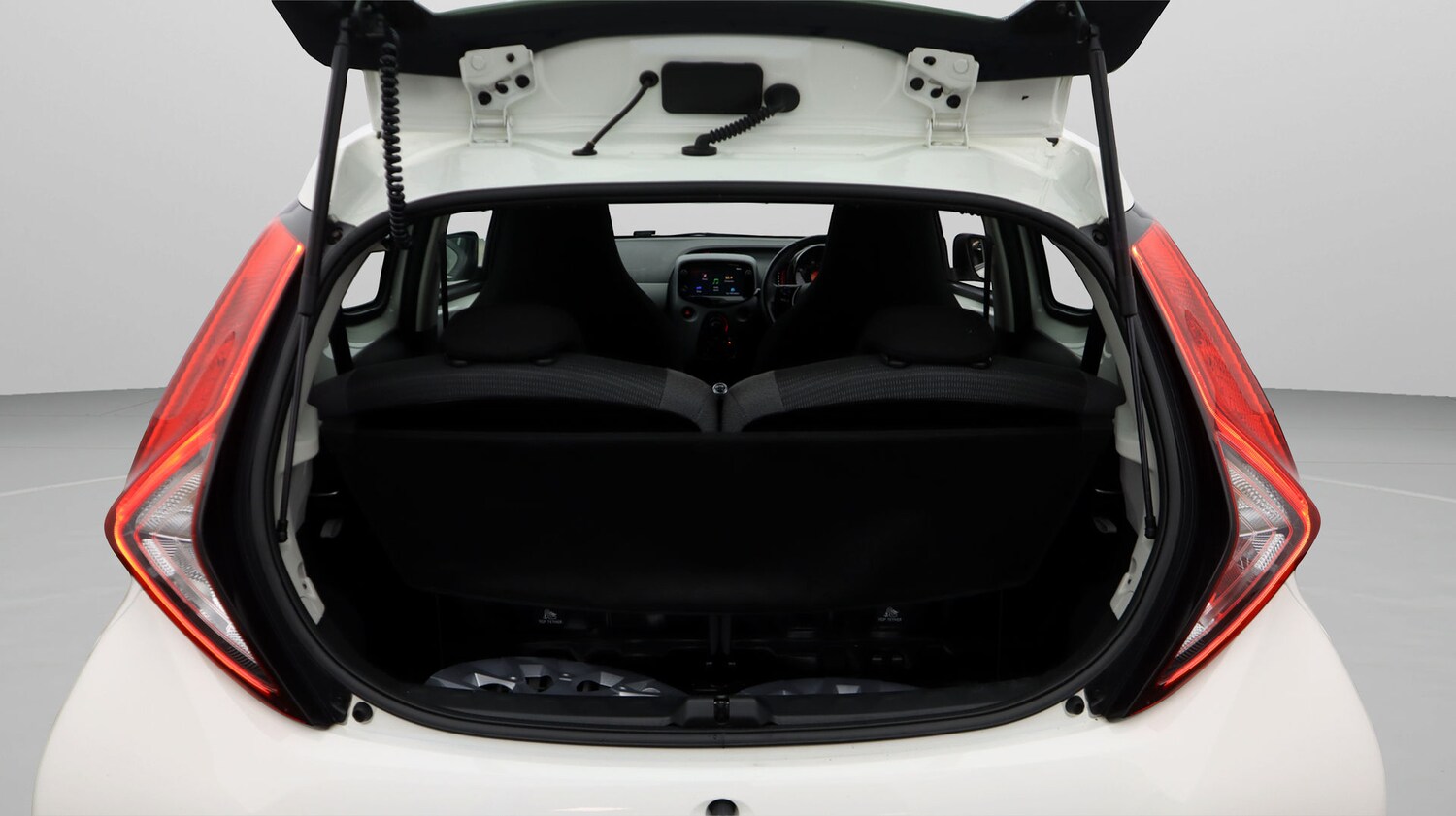 Used Toyota AYGO 2021 for sale - 77310412: Photo 17