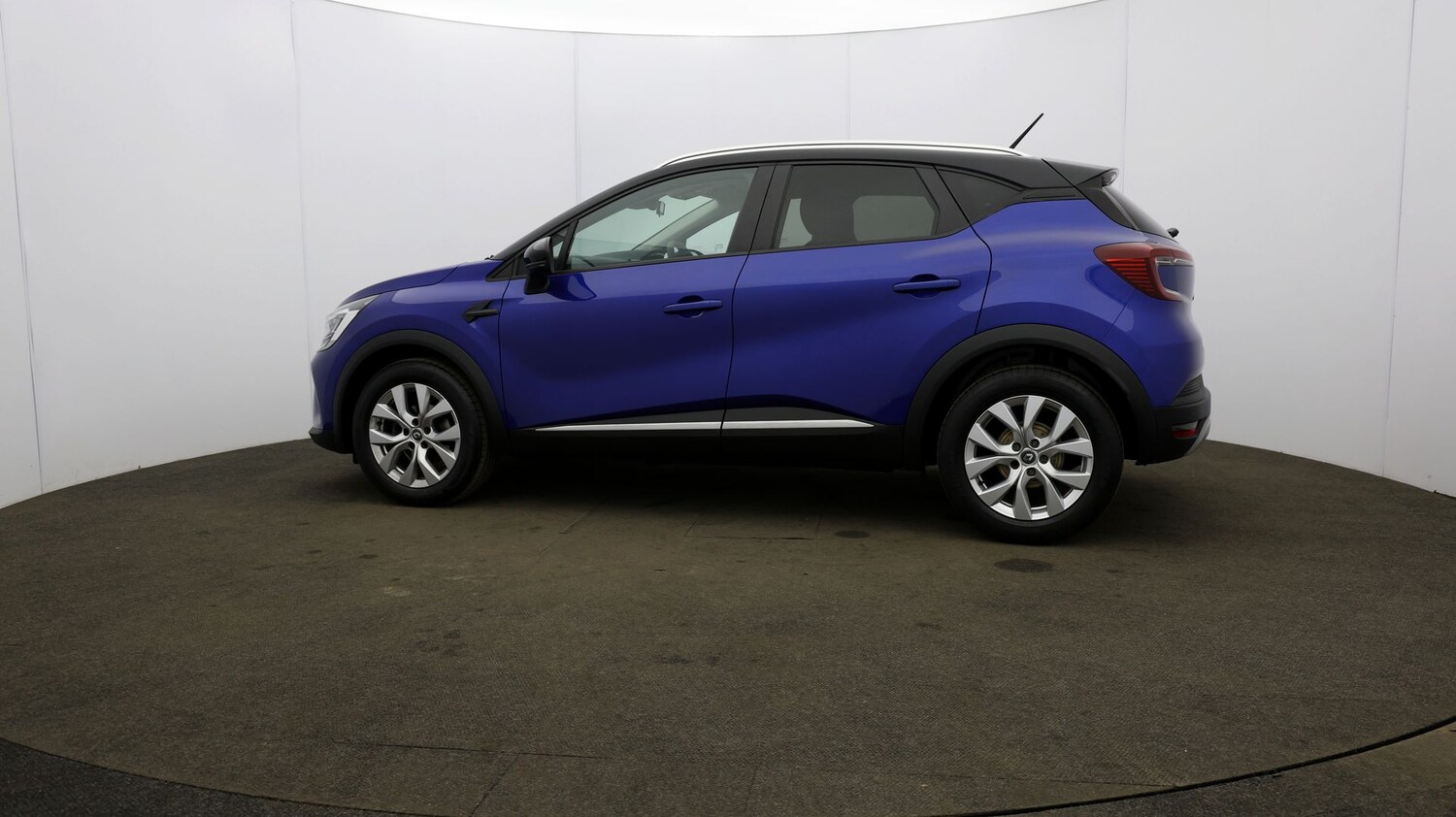 Used Renault Captur for sale - 76809778: Photo 60