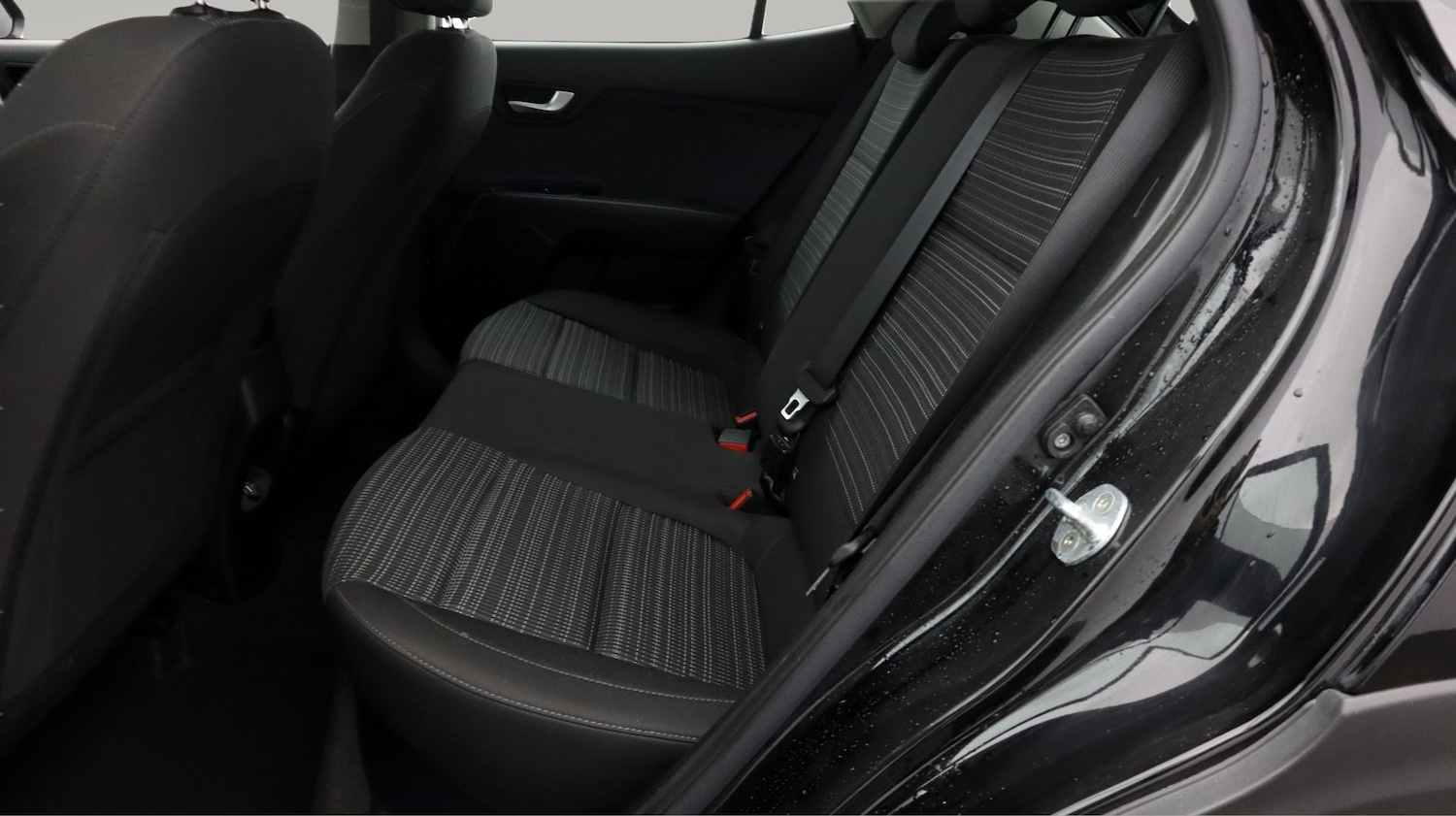 Used Kia Stonic 2022 for sale - 77308600: Photo 16