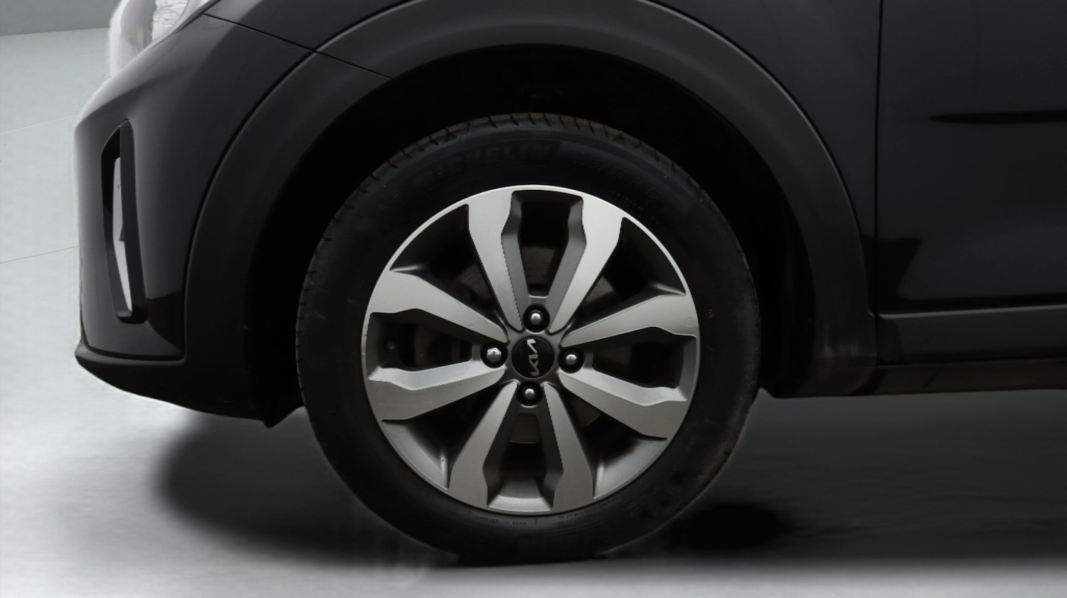 Used Kia Stonic 2022 for sale - 77308600: Photo 18