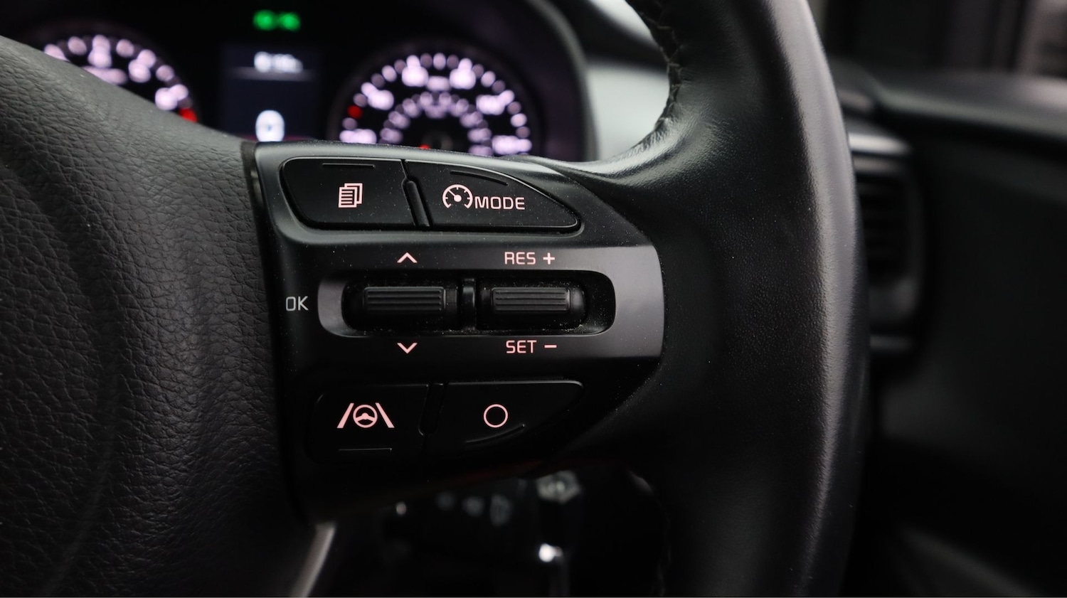 Used Kia Stonic 2022 for sale - 77308600: Photo 20