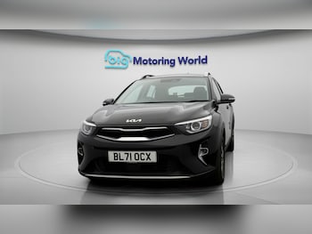 Used Kia Stonic 2022 for sale - 77308600: Photo