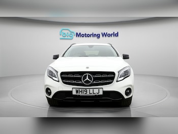 Used Mercedes-Benz GLA 2019 for sale - 79177786: Photo