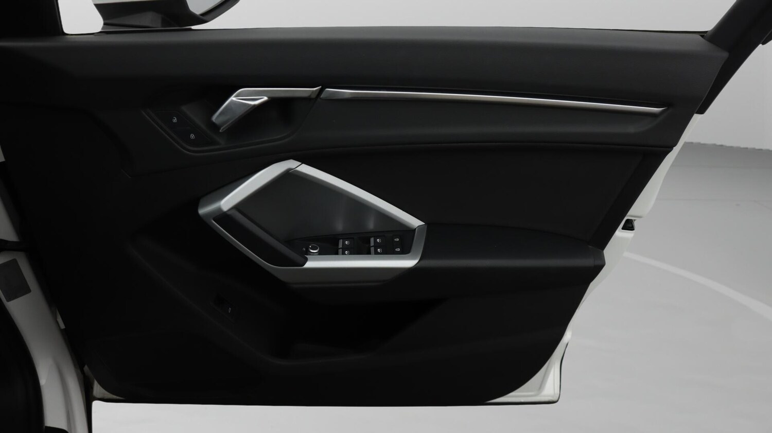 Used Audi Q3 2019 for sale - 76658669: Photo 16